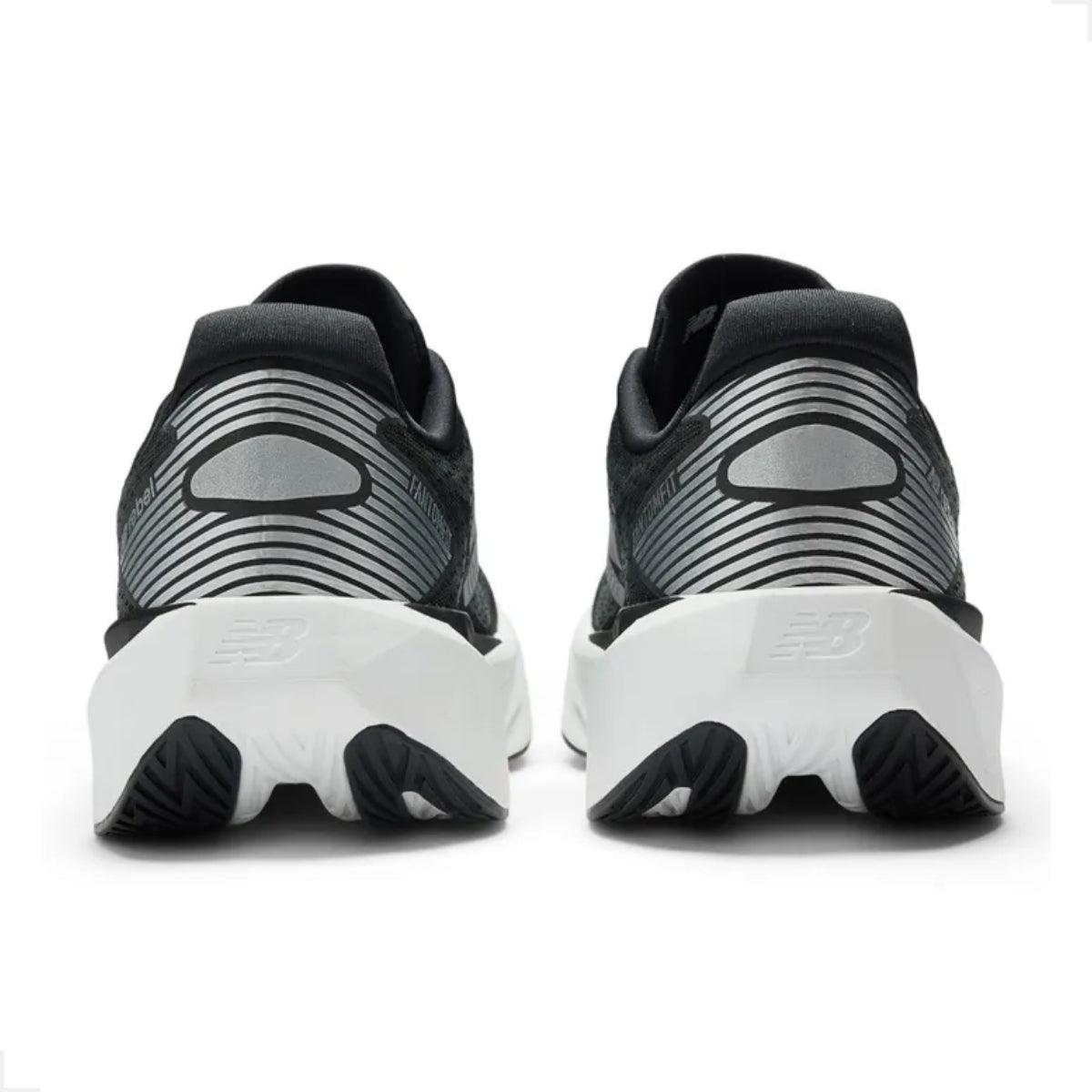 Tênis New Balance Fuelcell Rebel V5 Masculino